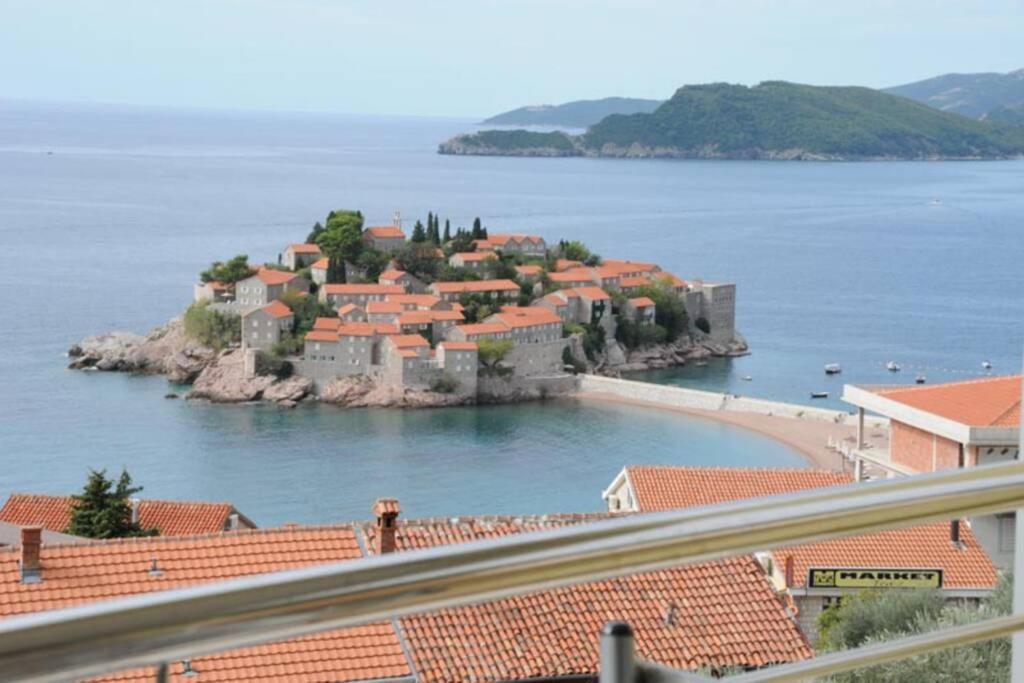Bmv Room 2 With East Island View Sveti Stefan Buitenkant foto