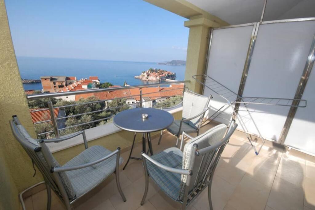 Bmv Room 2 With East Island View Sveti Stefan Buitenkant foto